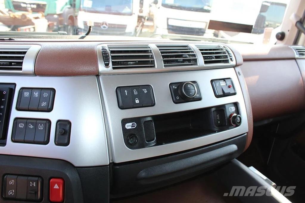 DAF CF 370 FA 370 + euro 6 + ssc + full option 平板车