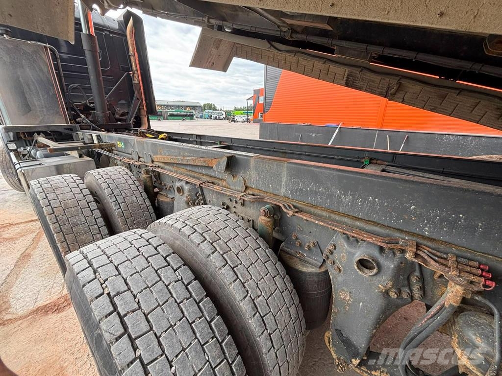 Scania R 730 8x4*4 RETARDER / BOX L=6073 mm Kipper
