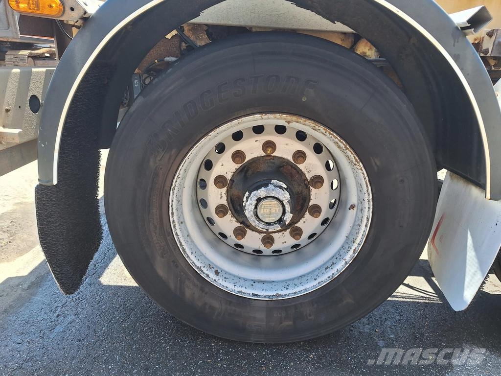 Fruehauf T38N Semirremolques portacubetas