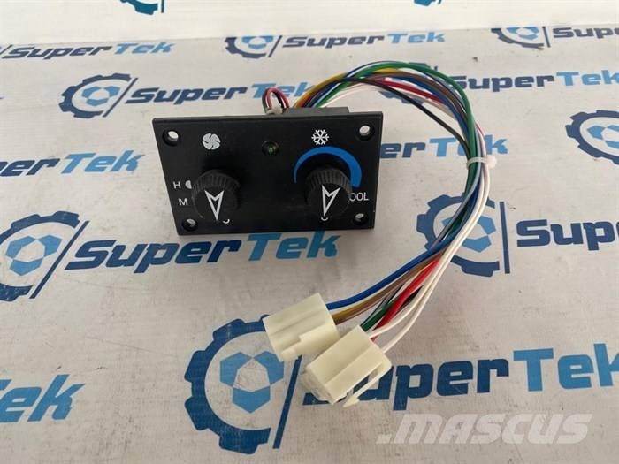 XCMG P/N 803587881 stove air conditioning control panel Kiti naudoti statybos komponentai