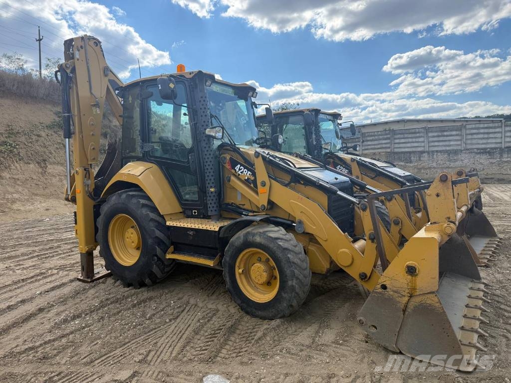 CAT 428F2 Retrocargadoras