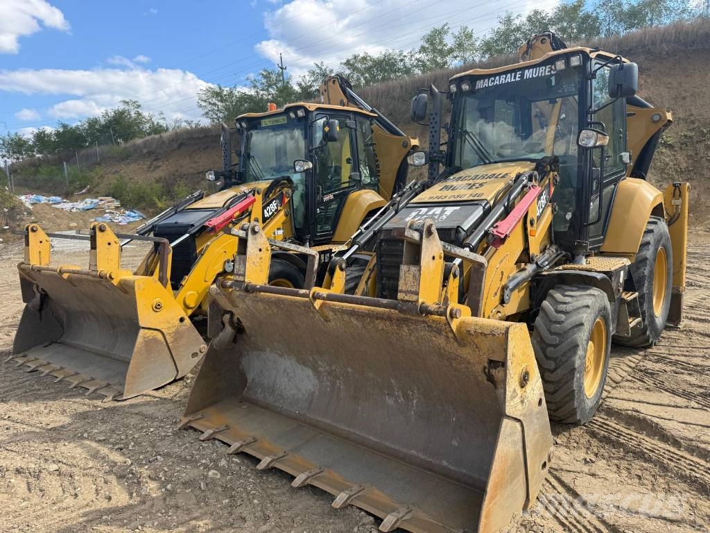 CAT 428F2 Retrocargadoras
