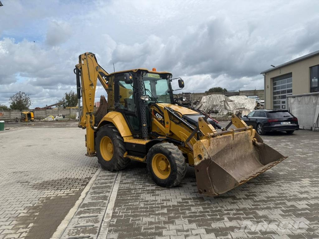 CAT 428F2 Retrocargadoras