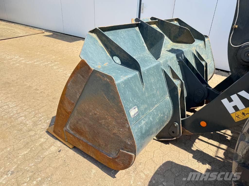 Hyundai HL940A - Weight System / Automatic Greasing Naudoti ratiniai krautuvai