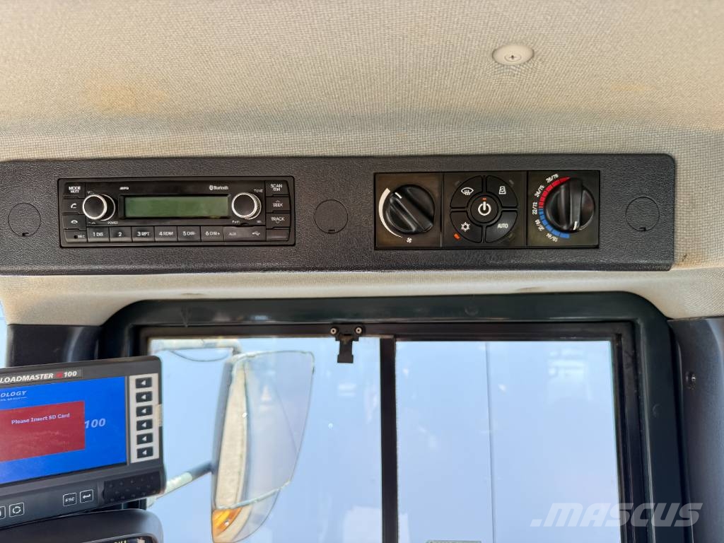 Hyundai HL940A - Weight System / Automatic Greasing Naudoti ratiniai krautuvai
