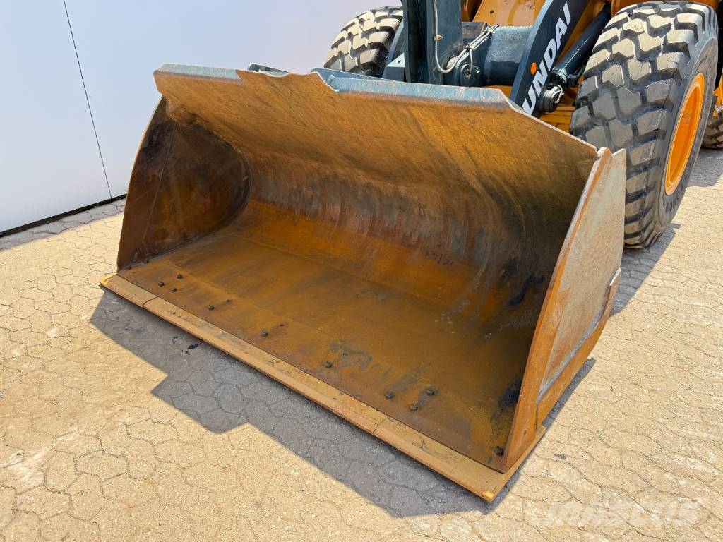 Hyundai HL940A - Weight System / Automatic Greasing Naudoti ratiniai krautuvai