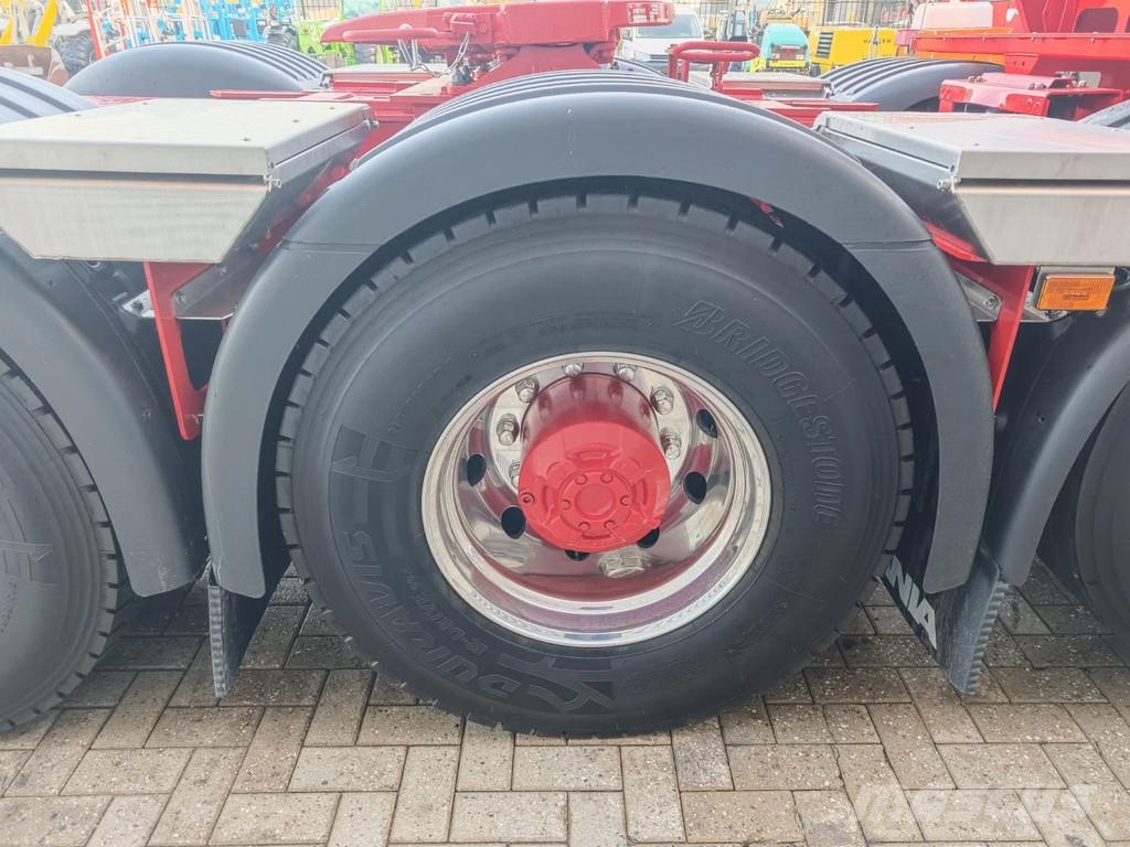 Scania S770 V8 8x4 Heavy Duty Tractor New and Unused! Sadulveokid