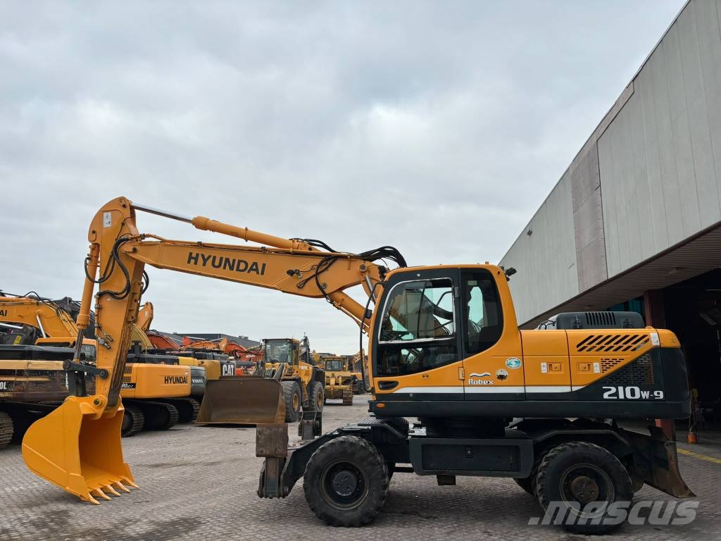 Hyundai Robex 210 W-9 Wheeled excavators