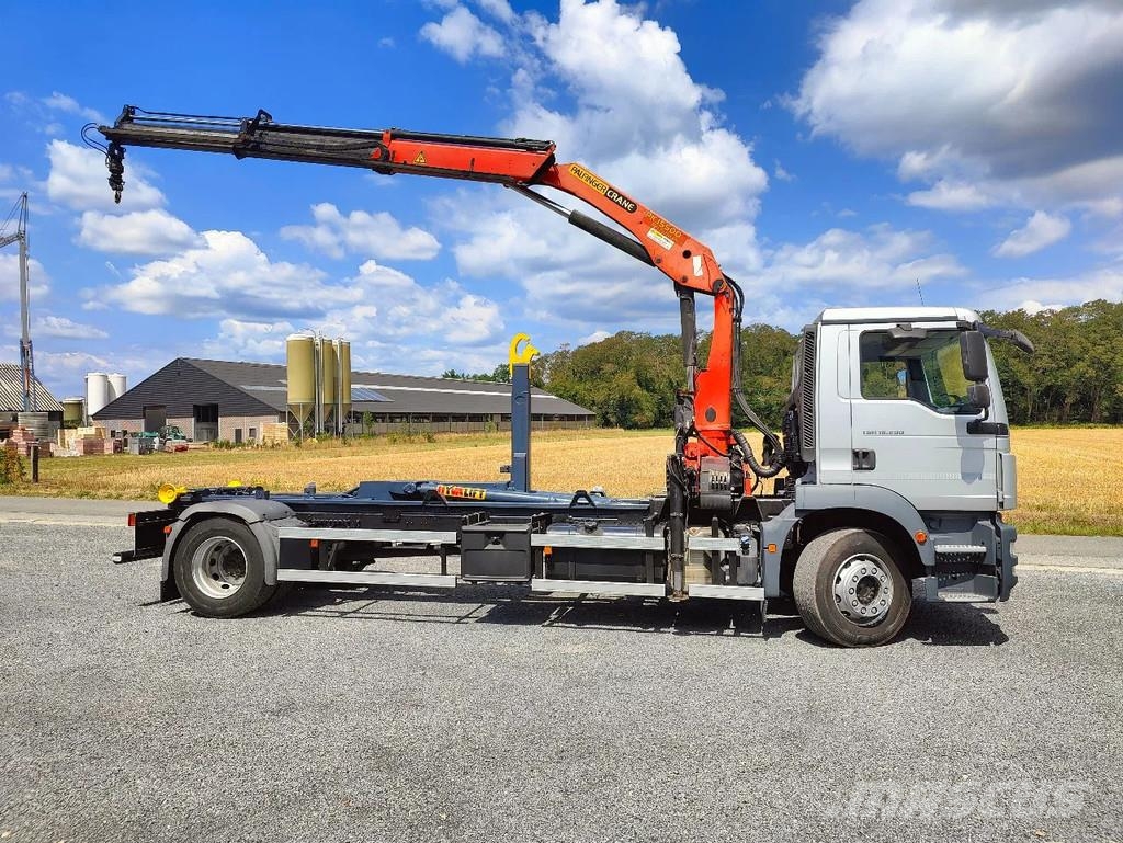 MAN TGM 18.290 4x2 Euro 6 + Crane Palfinger PK15500 Camiones polibrazo