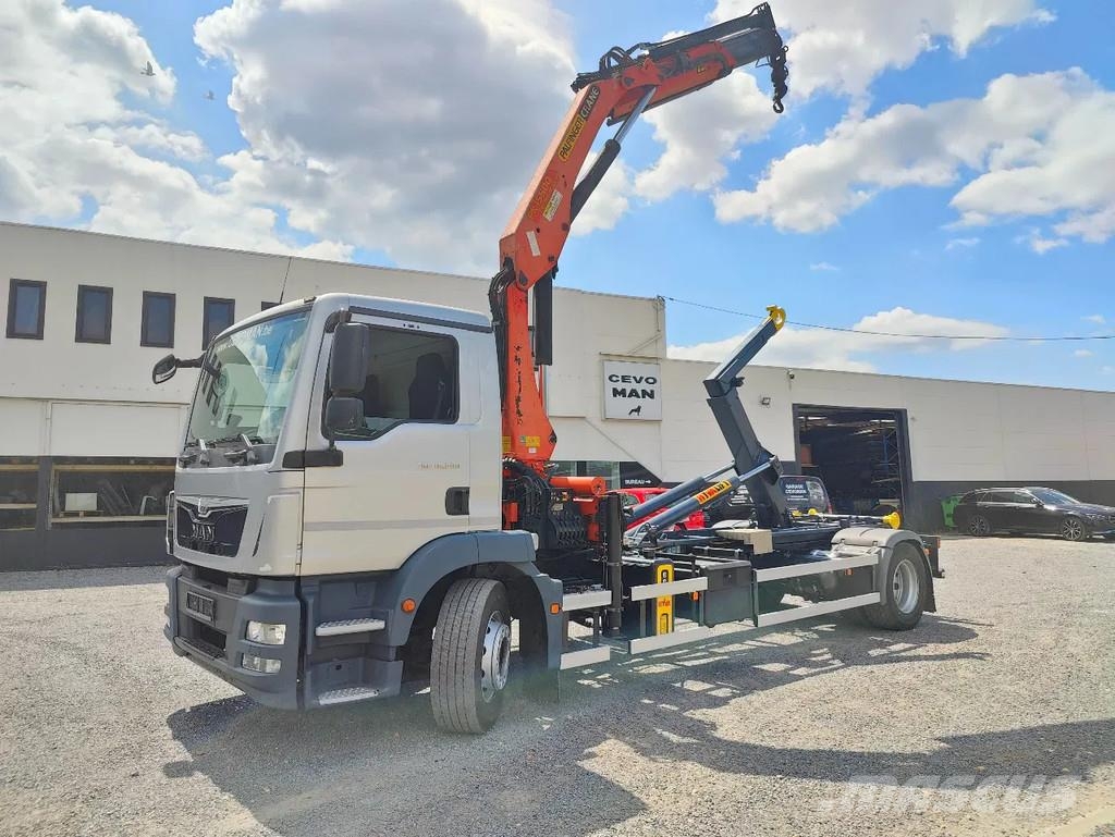 MAN TGM 18.290 4x2 Euro 6 + Crane Palfinger PK15500 Camiones polibrazo