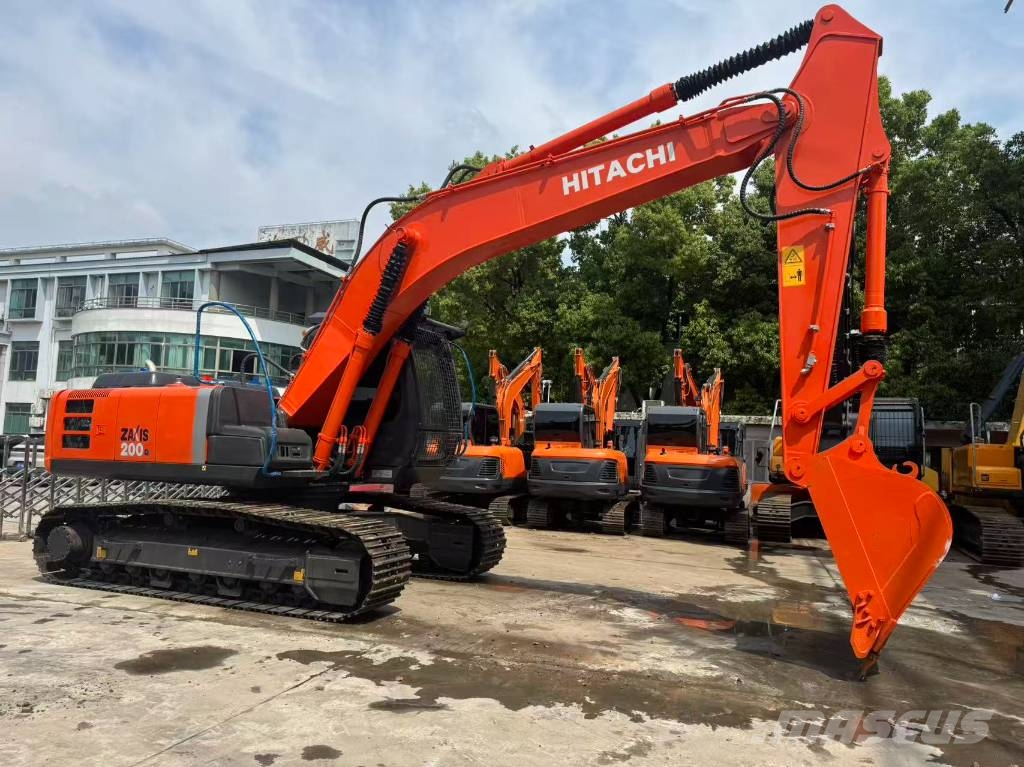 Hitachi ZX 200 Excavatoare pe șenile