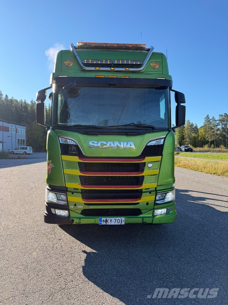Scania R730 8x4 NZ Puuautot