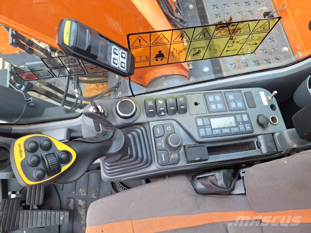 Doosan DX140LCR-5 Εκσκαφείς με ερπύστριες