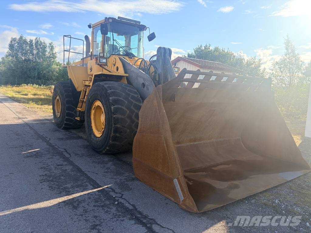 Volvo L 220 D Wielladers