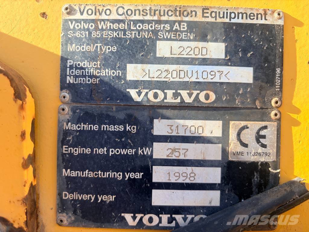 Volvo L 220 D Wielladers