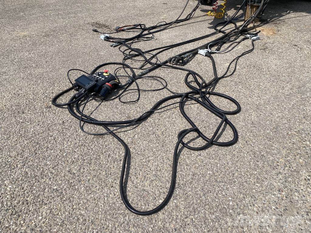 Pezzolato PTH 900/PALFINGER C60F86 endommagé Krattknusere