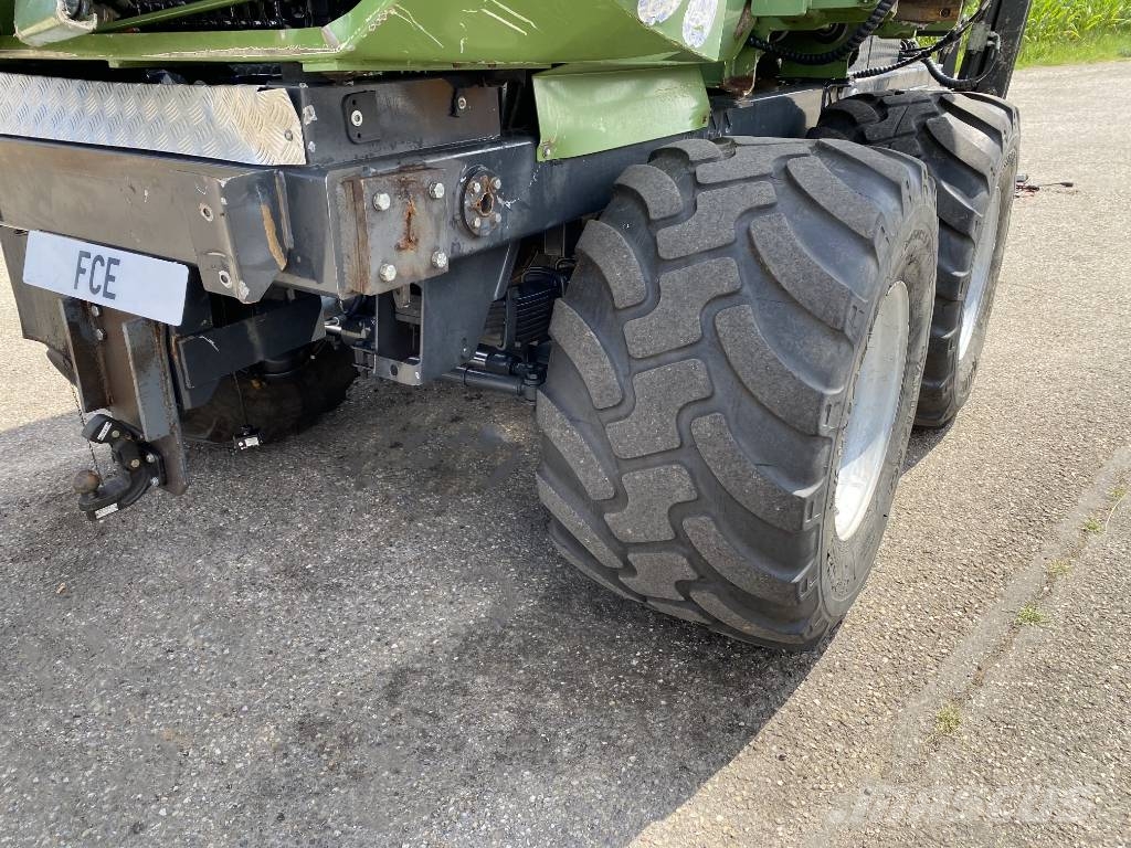 Pezzolato PTH 900/PALFINGER C60F86 endommagé Krattknusere