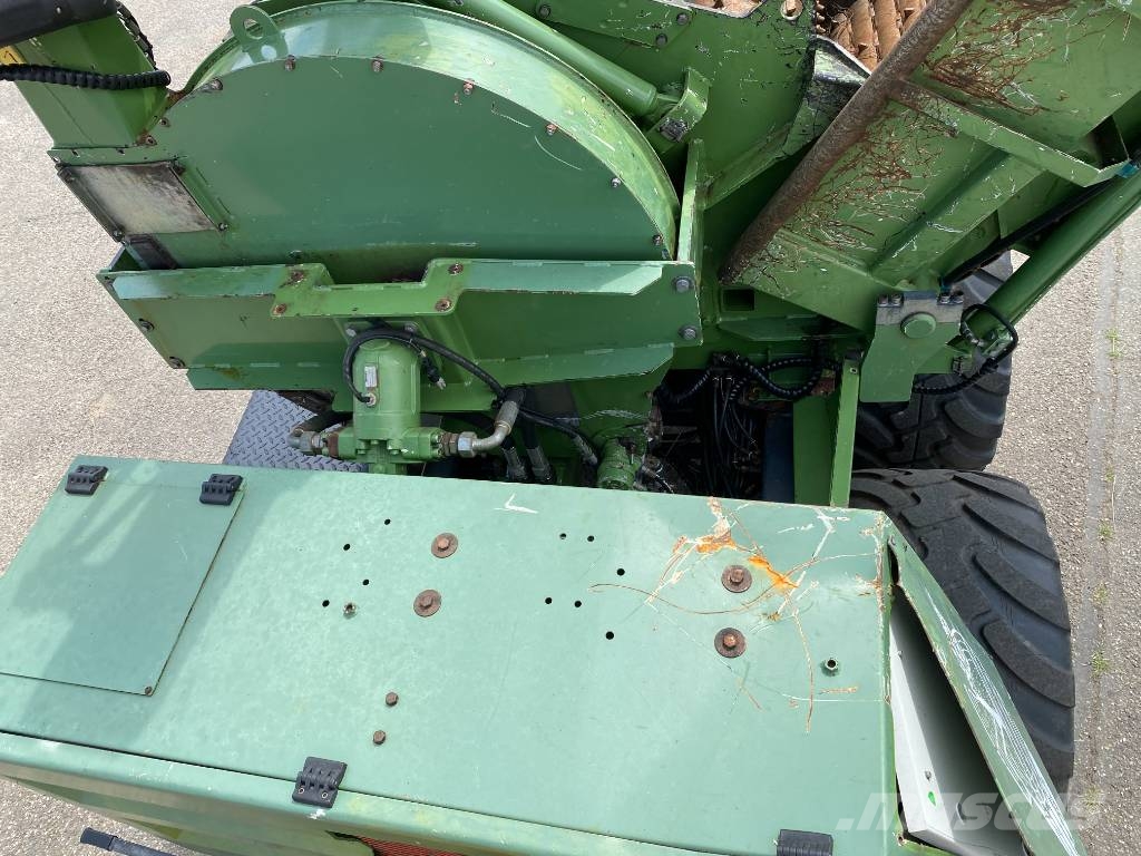 Pezzolato PTH 900/PALFINGER C60F86 endommagé Krattknusere
