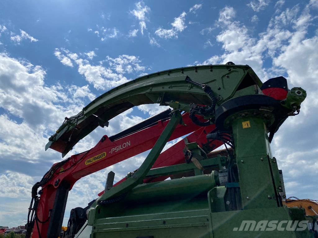 Pezzolato PTH 900/PALFINGER C60F86 endommagé Krattknusere
