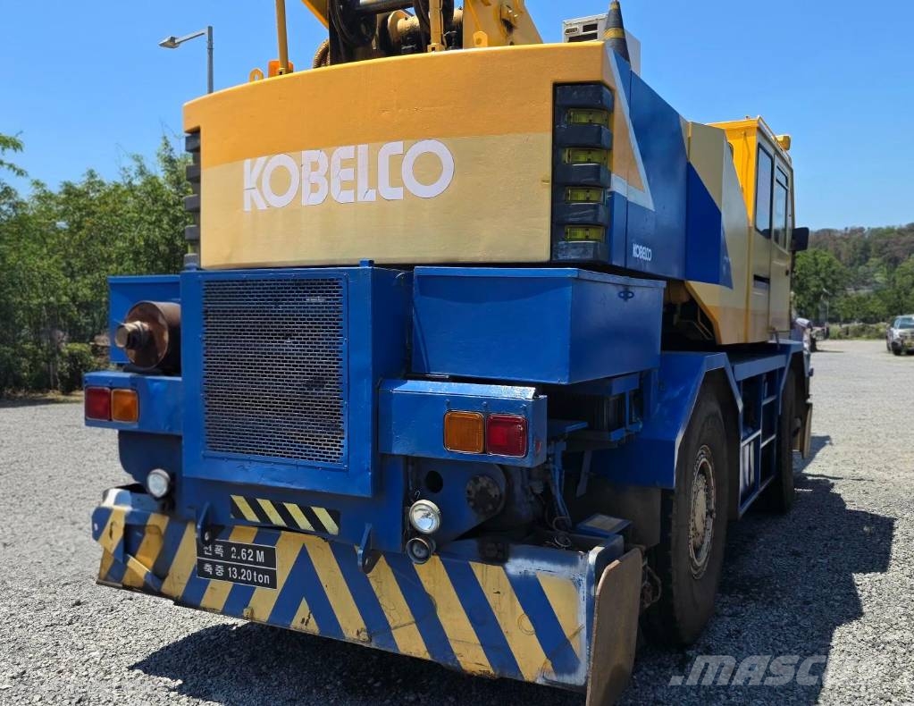 Kobelco RK250 Guindastes para terrenos acidentados
