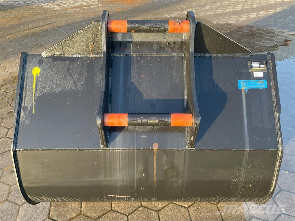 TIEFLÖFFEL 1.500 MM BREIT Excavator