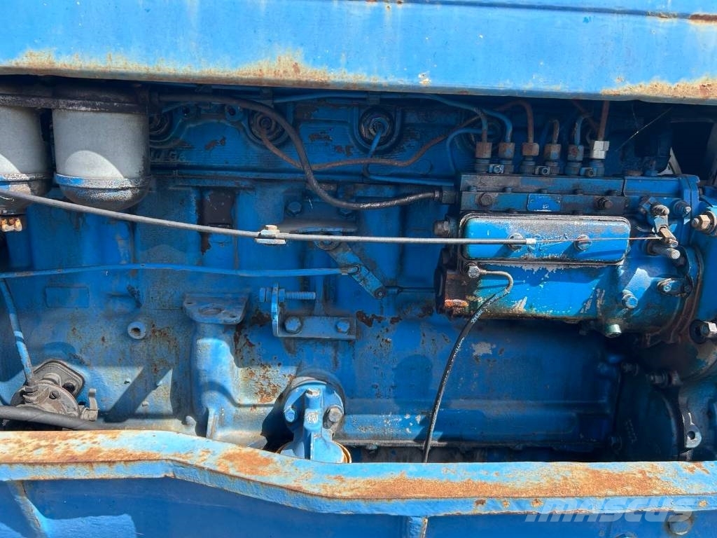 Ford 6500 الجرارات