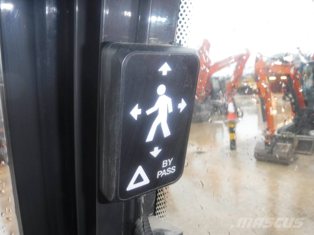 Hitachi ZX 130 LC N-7 Raupenbagger