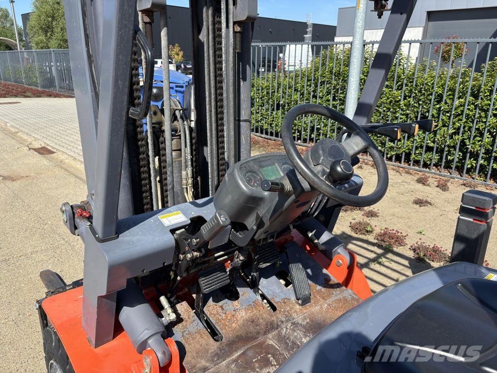 Mangust CPCD35 HEFTRUCK Інше