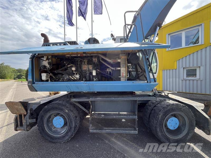 Sennebogen 821 M Bageri na kotačima