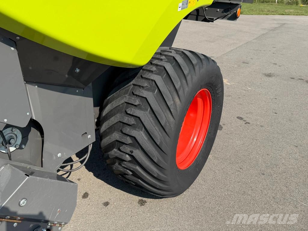 CLAAS ROLLANT 540 Rollant 540F Pašarų kombainai