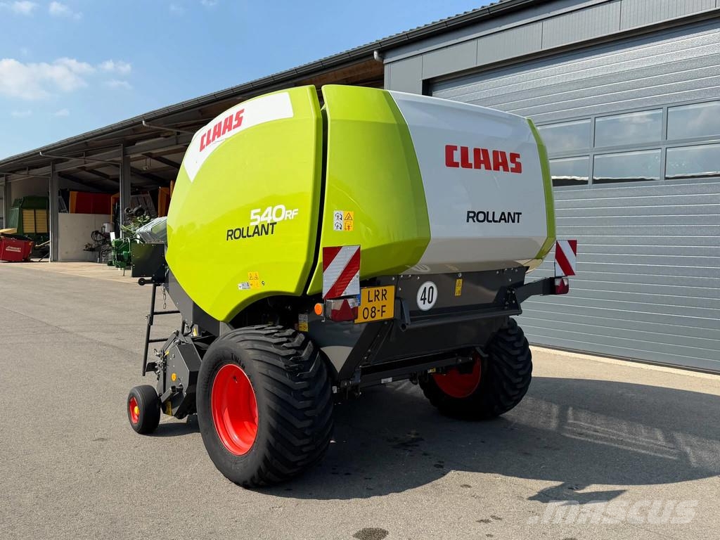 CLAAS ROLLANT 540 Rollant 540F Pašarų kombainai