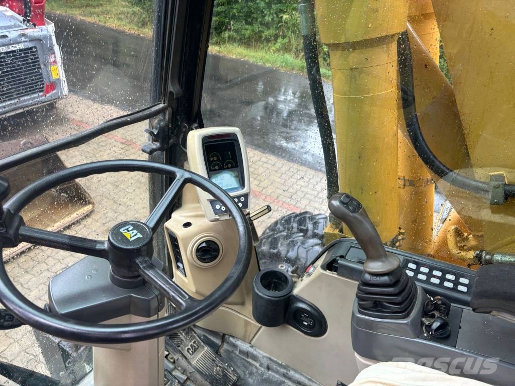 CAT M 316 C Bageri na kotačima