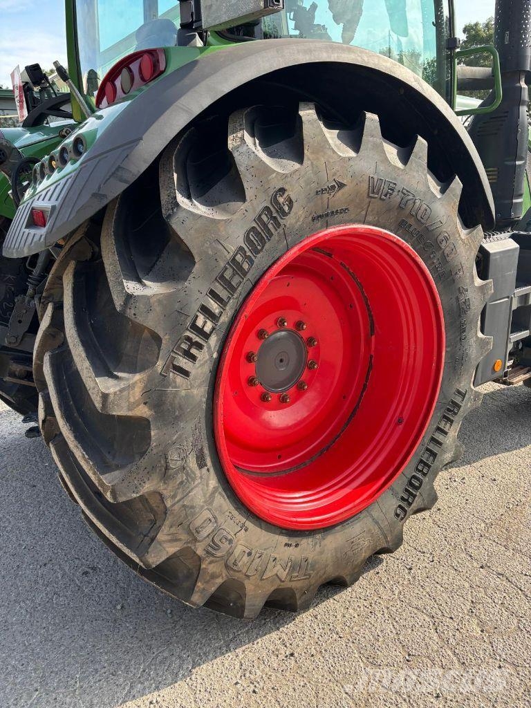 Fendt 720 VARIO PROFI + Трактори