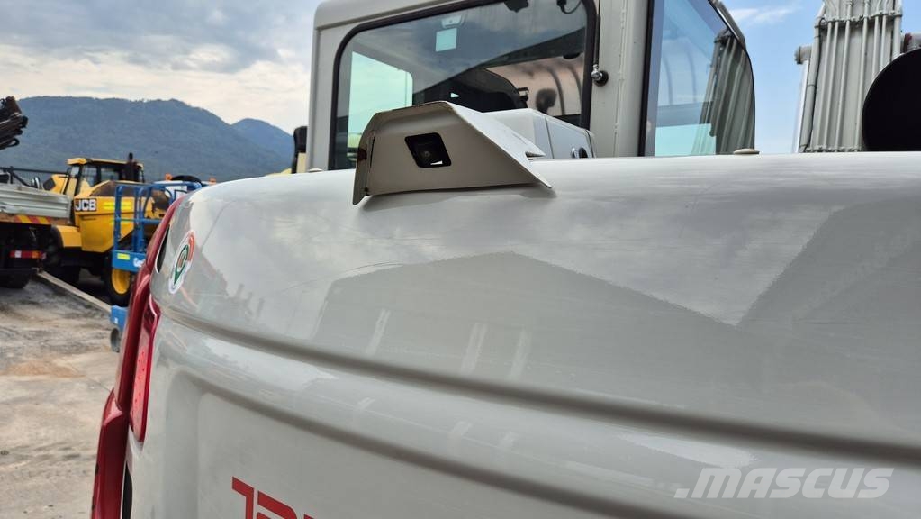 Takeuchi TB2150 - POWERTILT - 2022 YEAR - 3470 HOURS - 3X B Crawler excavators