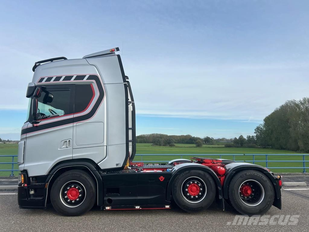 Scania 590S V8 NGS Full air | voorloper | king | open exh Sadulveokid