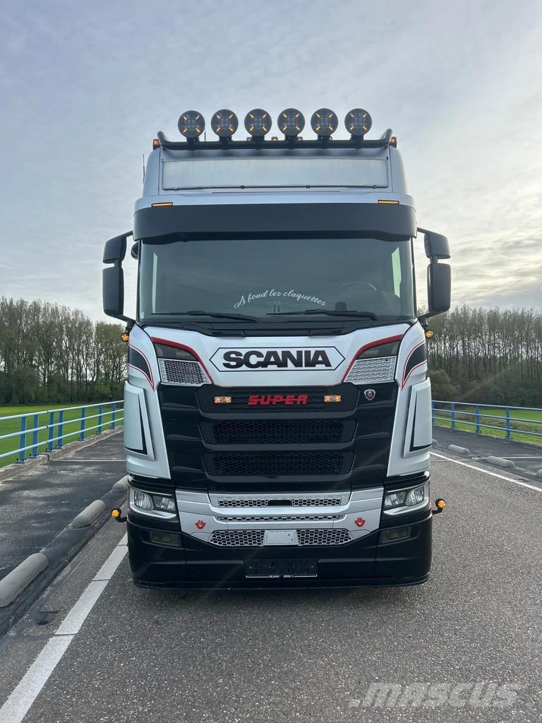 Scania 590S V8 NGS Full air | voorloper | king | open exh Sadulveokid
