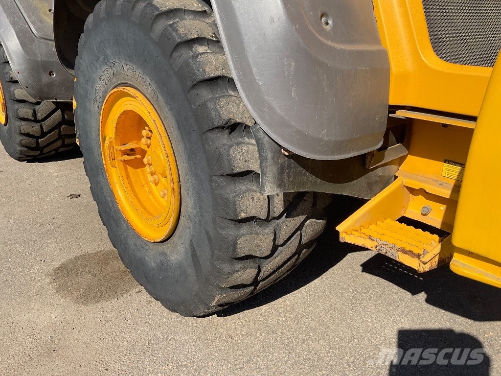 Volvo L 110 H 轮式装载机