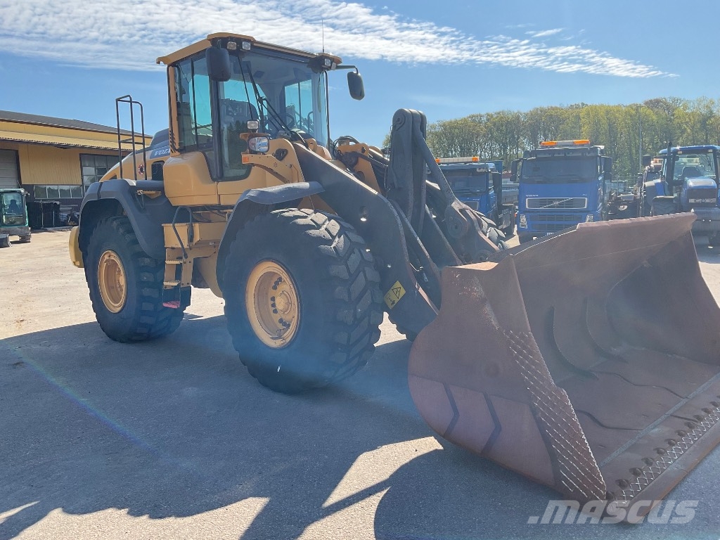 Volvo L 110 H 轮式装载机