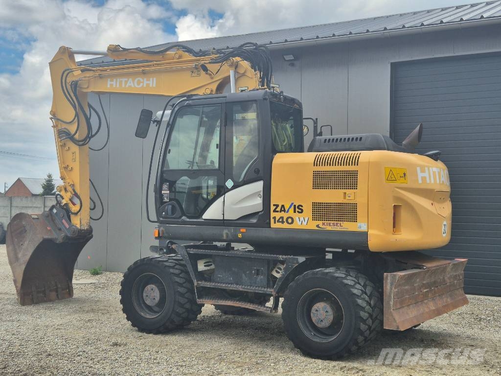 Hitachi ZX140W-5B Kolová rýpadla