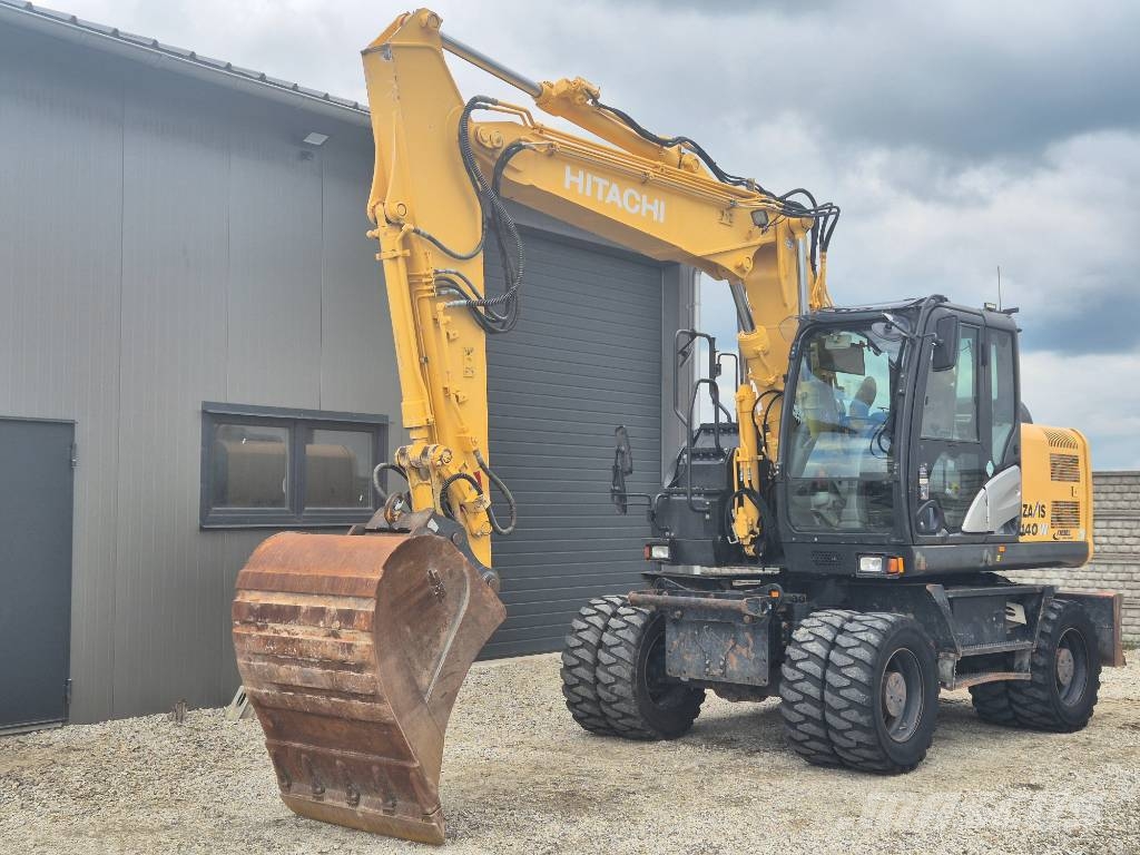 Hitachi ZX140W-5B Kolová rýpadla