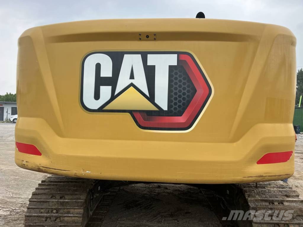 CAT 323GC  3000 units excavators in stock Raupenbagger