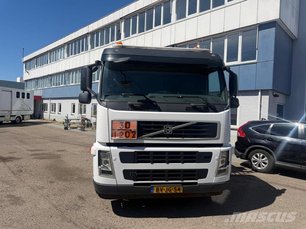 Volvo FM 6X2 EURO 5 TANKWAGEN + SLANGEN Tankbilar
