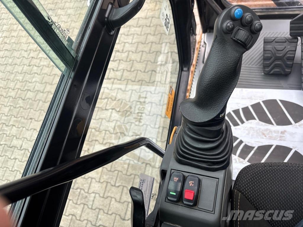 CAT 330-07C Paletli ekskavatörler