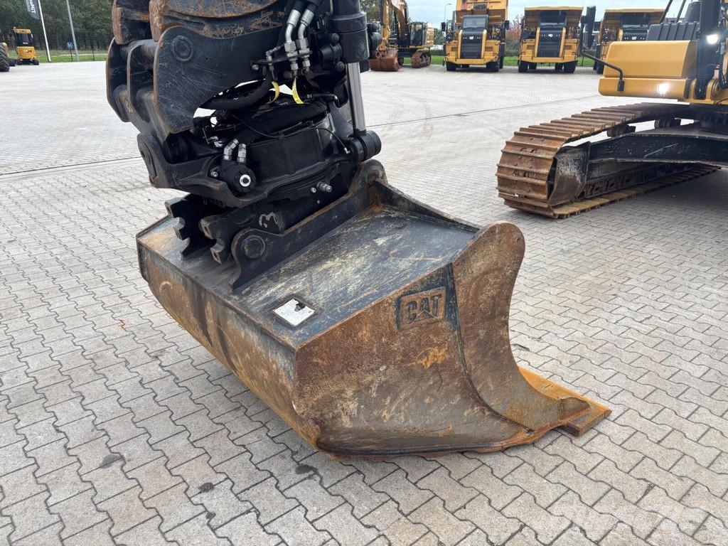 CAT 330-07C Paletli ekskavatörler