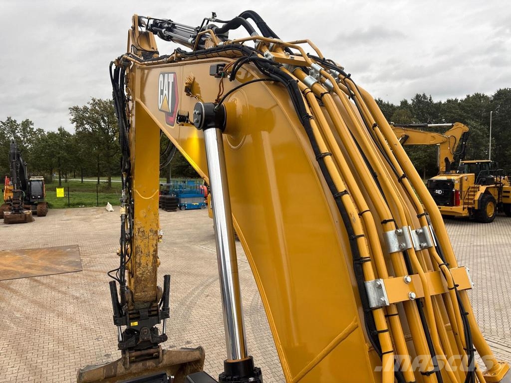 CAT 330-07C Paletli ekskavatörler