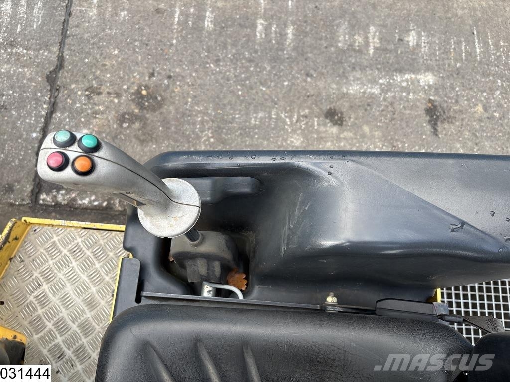 Bomag BW 100ADM-5 2207h, 15,1KW Altri rulli