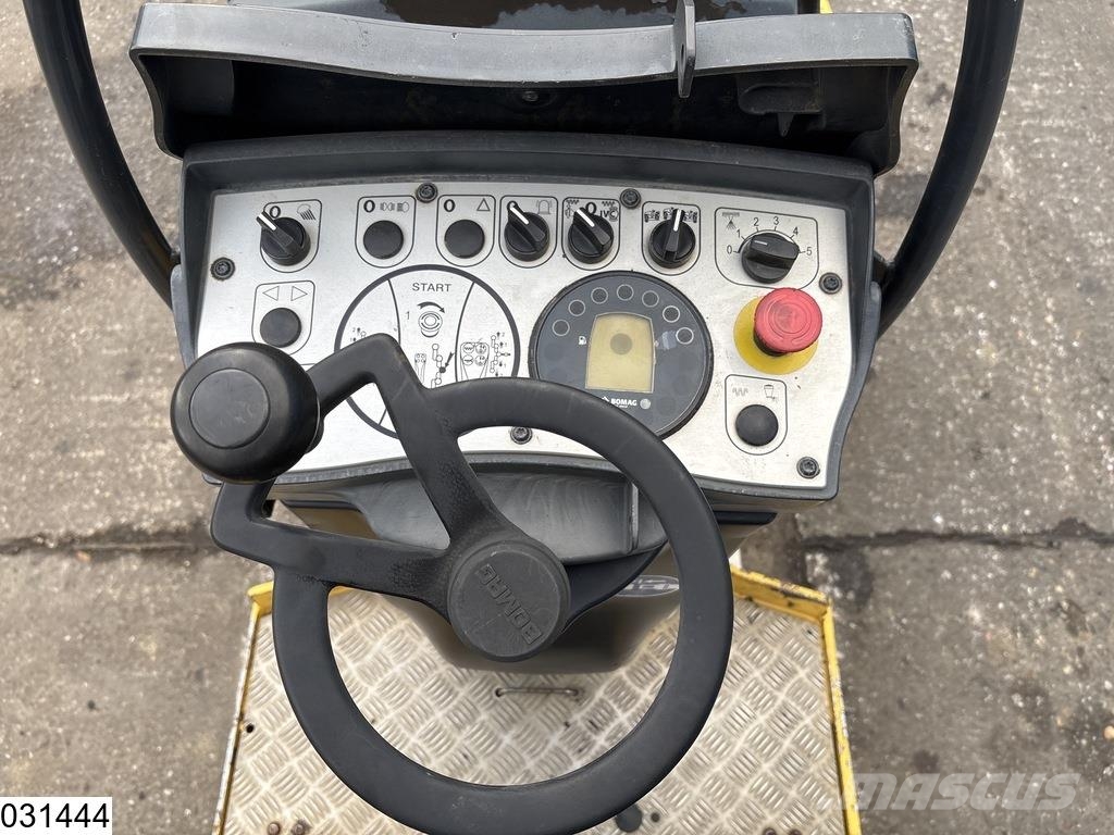 Bomag BW 100ADM-5 2207h, 15,1KW Altri rulli
