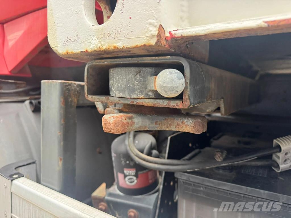 Renault Midlum **MOBILE WORKSHOP-MOBIELE WERKPLAATS** Van Body Trucks