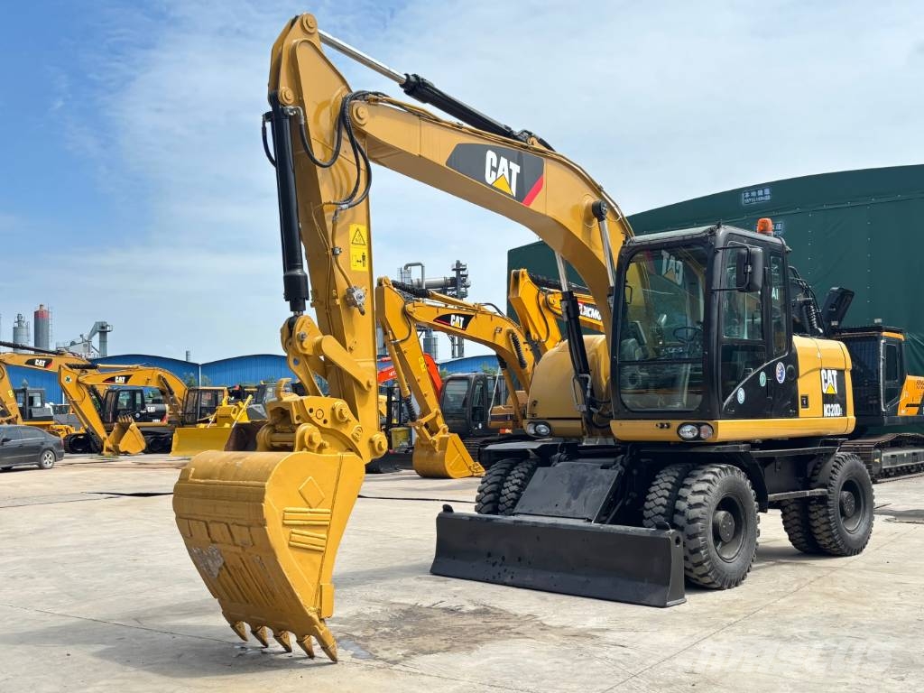 CAT M320D2 CAT wheeled excavator Bagri na kolesih