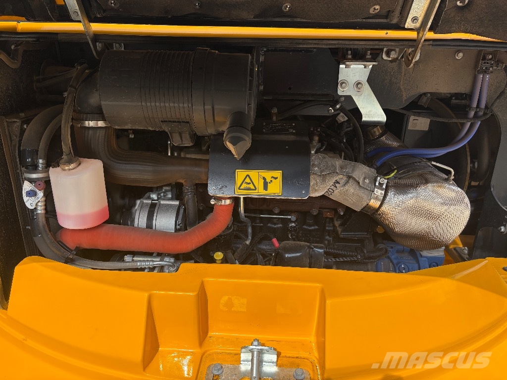 JCB 86 C-2 Средни екскаватори 7т - 12т
